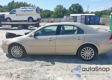 2008 Mercury Milan V6 Premier z USA, uszkodzony, nr VIN 3MEHM08148R658578